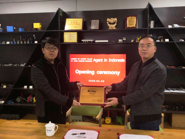 cd752521265d37611e17ce06b628f5d2 cd752521265d37611e17ce06b628f5d2